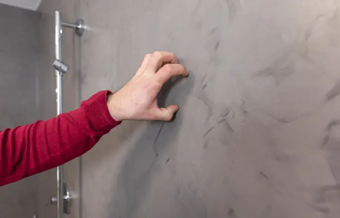 Fugenloses Bad von DMK Bau Reichelsheim - nahtlose Badgestaltung mit Flüssigfolie, komplett ohne störende Fugen und Übergänge.